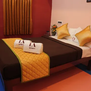 Le Apex Tharavaadu