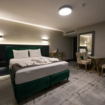 Ataşehir Kurucesme Palace Hotels near Palladium Shopping Mall