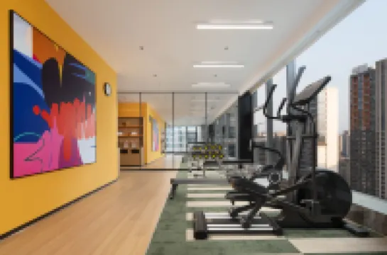 成都東大路地鐵站希爾頓歡朋酒店