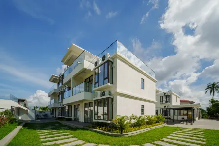 Floral Fengmian Homestay (Lingshui) Отели рядом с достопримечательностью «Nanwan Monkey Islet»