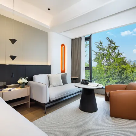 Guilin Mingjiang VISTA BOUTIQUE Hotel (Two Rivers and Four Lakes Elephant Trunk Hill)