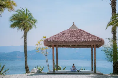 Bolian Resorts & Spa Hotels near Jiuxiang Scenic Area