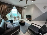 Mansion One at Gurney Drive Georgetown by 3C - Mountain View