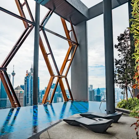 Scarletz Leisure Suites KLCC Отели рядом с достопримечательностью «Парк Городского Центра Куала Лумпура»