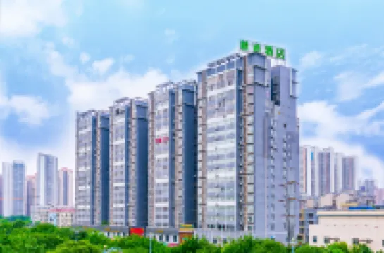 精通酒店（來賓市政和步行街北站店） 來賓酒店