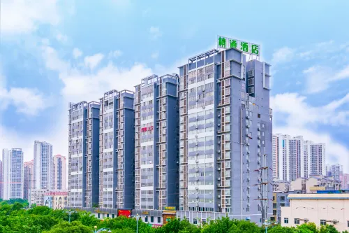 Jingtone Hotel (Laibin City Square Wal-Mart Binjiangyuan)