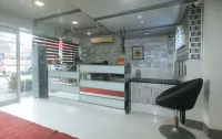 RedDoorz Plus @ New Era Budget Hotel Near UCMed and Chong Hua Hospital Mandaue - 2 stjerner