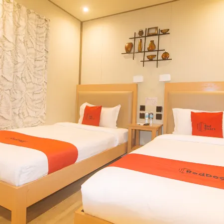 RedDoorz Plus @ As Fortuna Cebu