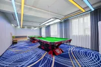 Beiguo Hotel (Gongyi Railway Station Xingyue Times Square) Hotels in Gongyi