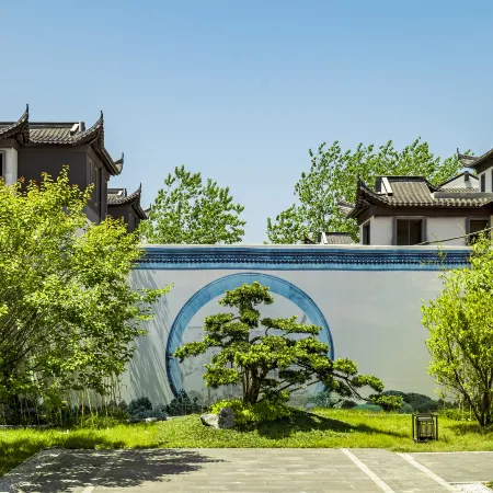 Yuexi Hot Spring Town Homestay