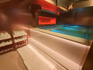 吉林松花湖新故事湯泉套房酒店