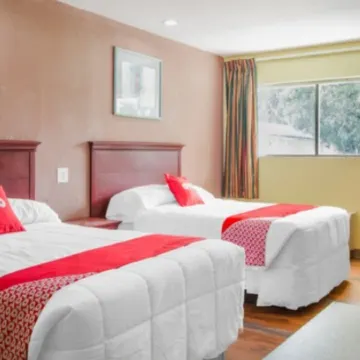 OYO Superior Budget Inn Bartow Отели в г. Бартоу