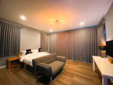 หมีดำ รีสอร์ท & ออนเซน