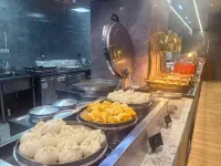 Intercity Hotel - breakfast
