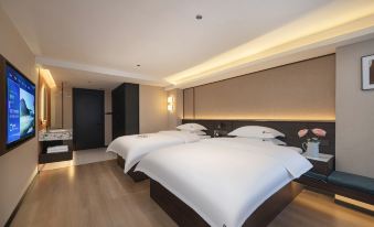 Liling Cichen Grand Hotel (Liquan Road Jiuhong Century Plaza)