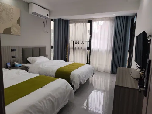Baili Rhododendron Shadow Homestay - جديد