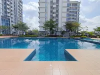 Railway Stylish Homestay (3Br3B) 6Pax by Cowidea Hotels in Senai