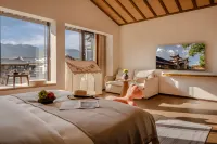Shaxi Sihe Jinli Resort Hotel