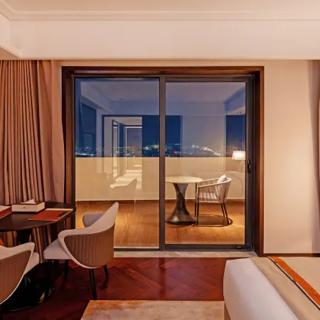 HOWARD JOHNSON BY WYNDHAM TK Phnom Penh