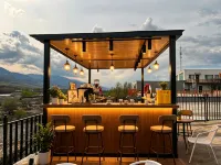 Cloudscape Realm · Cloud Aesthetics | Grassland Panoramic Mountain Lodge (Nalati Scenic Area) - ที่มีบาร์