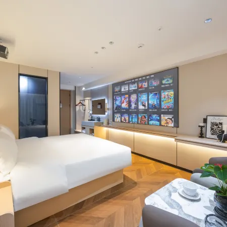 Yunting Four Seasons Hotel (Pingtan Longwangtou Beach)