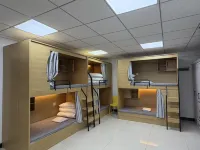 Warm Wind Home Female-Only Youth Hostel (Wuyi Square Branch)