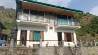 Kabila King Resort Hôtels à : 