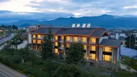 IntercityHotel 리장 고성과 대수차