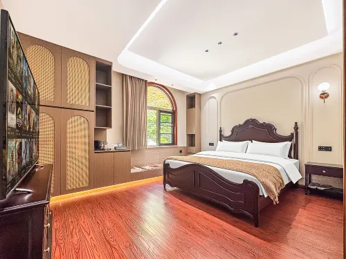 Lixian Snowy Velvet Villa Homestay (Danzha Mugou Branch)