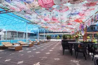 Jinquan Xiaozhu · Double Swimming Pool Family-Friendly Chinese Inn (Khorgas Station) - С бассейном