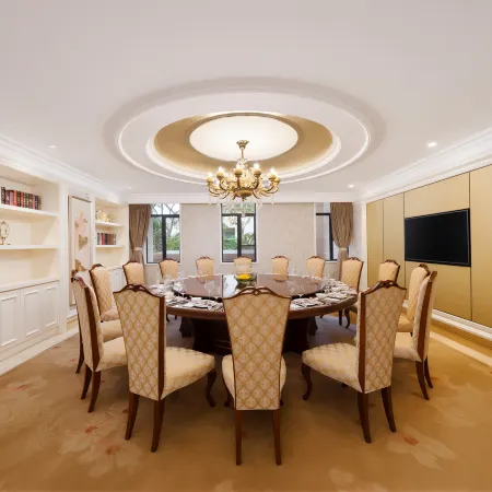 Feilong Hotel