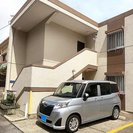 Free 7-Seater Car | Airport Transfer / Sunstone Residence 2F