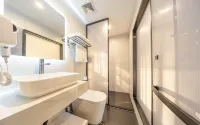 Yunqi Mercure (Shantou The Mixc Longyan South Road Food Street)