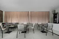Wild Luxury Hotel