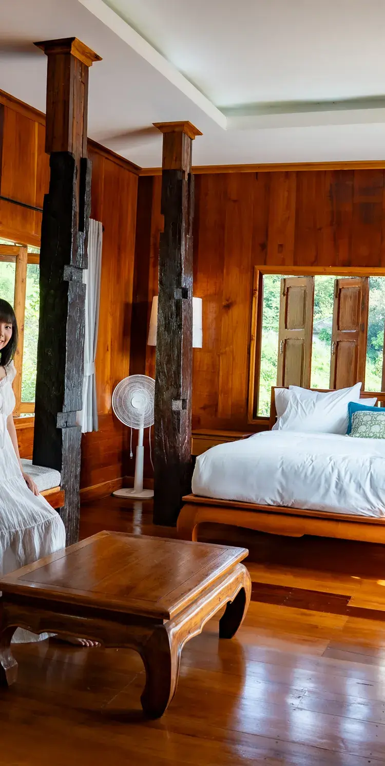 เรือนล้านนา -เตียงใหญ่