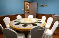 Batang Xianyun Hotel - breakfast