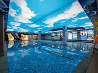 VANCE HOTEL - Pools