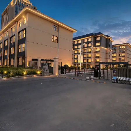 Zhulin Jingshe Hotel
