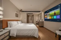 LEISDEN HOTEL - Esports