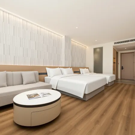 Wanda Yue Hotel (Pingtan Station Night Market, Longwangtou Beach)
