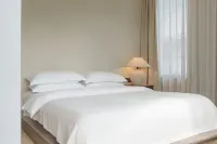 Nymph Resort - สระว่ายน้ำบนดาดฟ้า