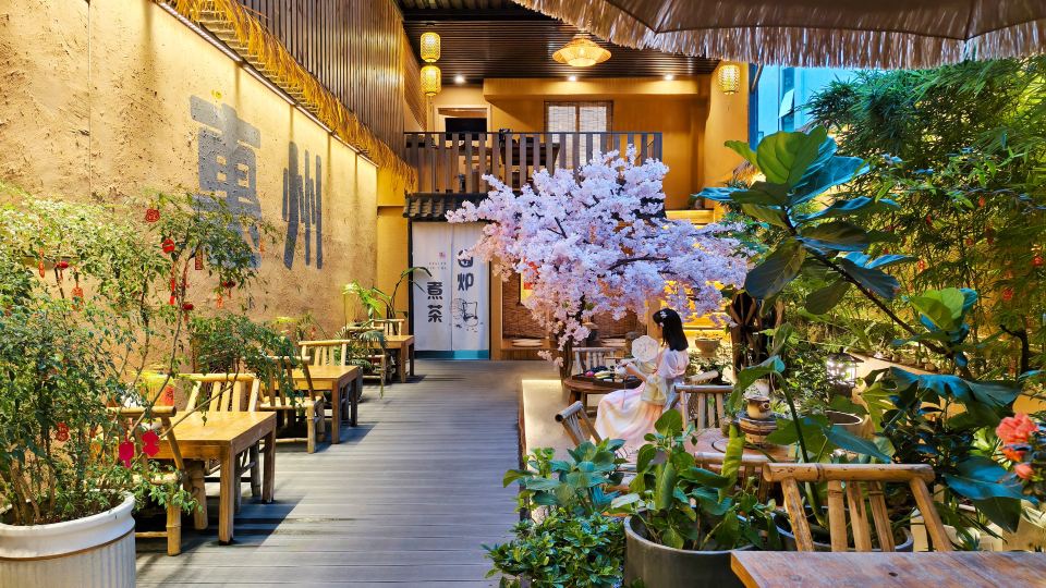 Zi Yun Ge Light Luxury Smart Homestay (West Lake Branch)