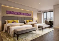 Lavia Hotel - Rooftop Pools