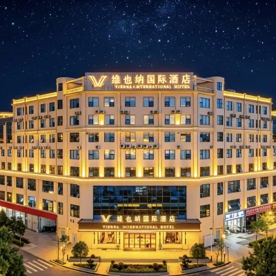 Vienna International Hotel (Kunming Jingkai District Yuecheng Science and Technology Park Branch) Hoteles cerca de Yunnan Xinxing Occupations Institute (North to Guolin)