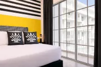 Stallionz Premium Suites - شرفة