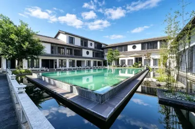 Gongxili-Xijian Hotel-Kunming Dongfeng East Road Dashuying Metro Station Hotels in The The Mixc
