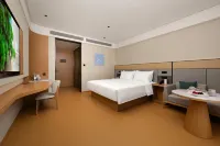 JI Hotel (Xianyang Qindu Licai Wanda Plaza) - parking