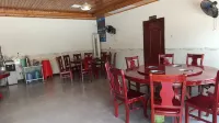 Hefeng Banyanju Hotle - 2-stjärniga