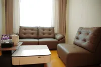 Shangqiu Shangtie Hotel - familiares