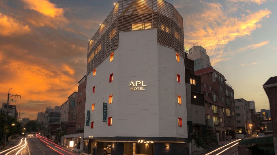 Sinchon APL Hotel